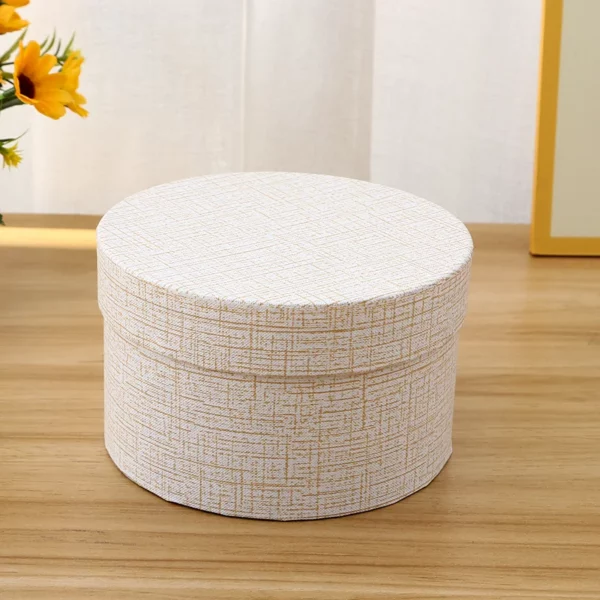 Set 3 Boîtes rondes carton blanc et dorée brillant – Image 3